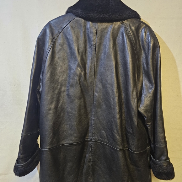 Wilsons Leather Black Shearling Jacket - Picture 5 of 9